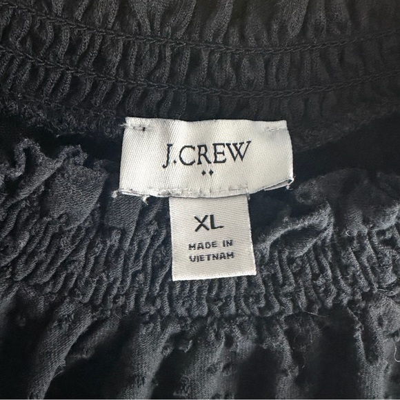 J. Crew Black Textured Swiss Dot Sleeveless Ruffle Blouse size XL - Picture 3 of 4